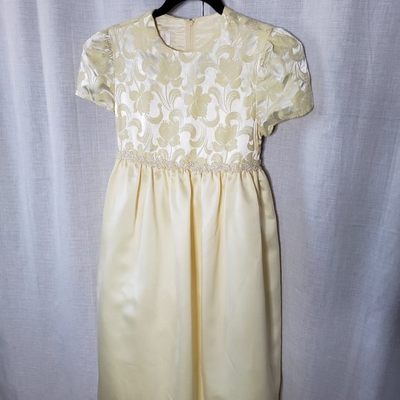 Jessica McClintock Pale Yellow Girls Dress Size 16 - Picture 8 of 12